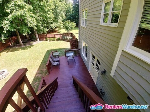 Building Photo - 852 Rockfount Way