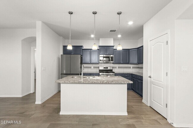 Building Photo - 7365 Frostline Pl