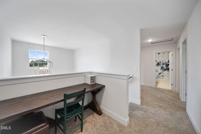 Building Photo - 26 Valleydale Dr