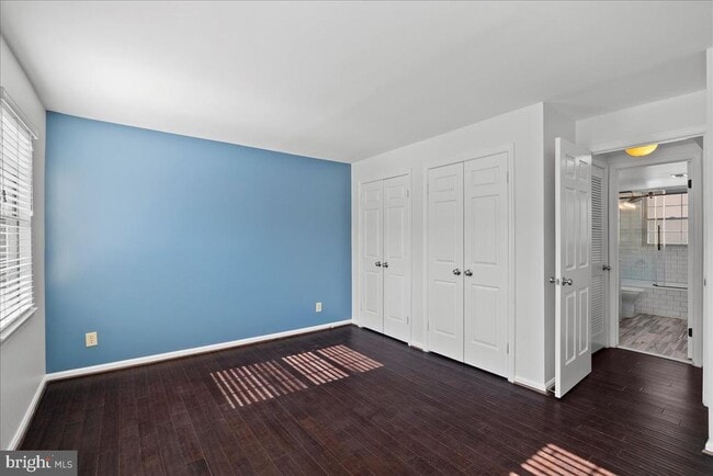 Building Photo - 601 Bashford Ln