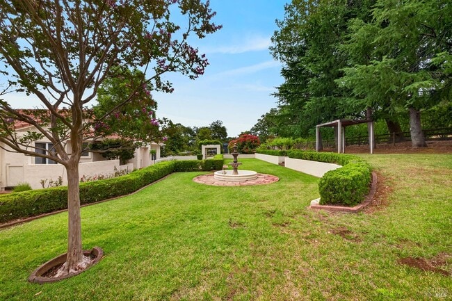 Building Photo - 15644 Arnold Dr