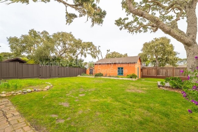 Building Photo - 940 14th St