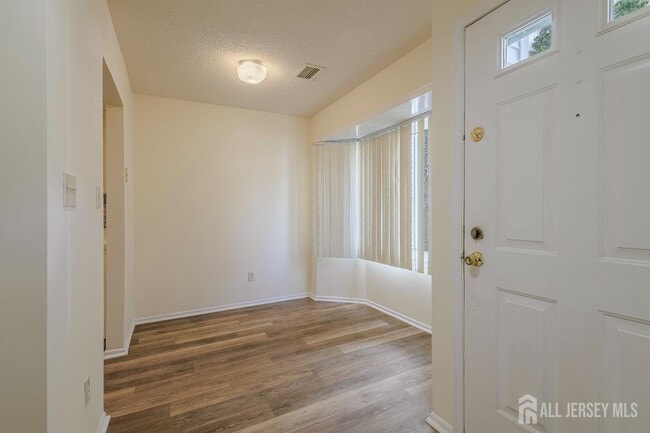 Building Photo - 139 Baron Ln