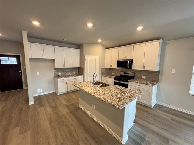 Building Photo - 2110 Dunbar Dr