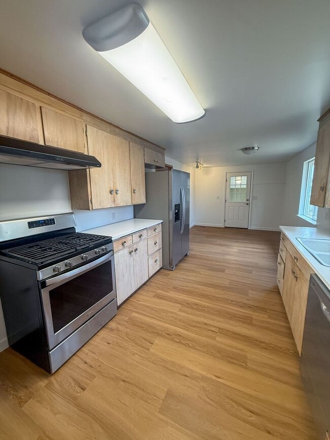 Building Photo - 2bd/1.75ba Lynnwood Home