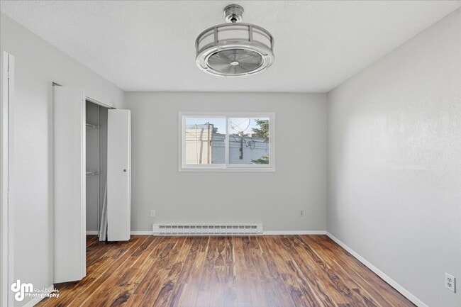 Building Photo - Charming 2BD/1BA Condo
