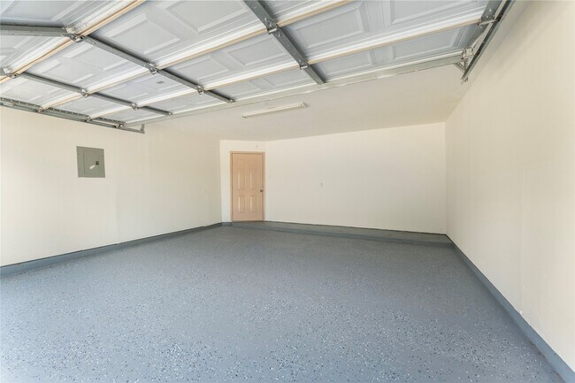 Building Photo - 11510 Palmsprings Dr