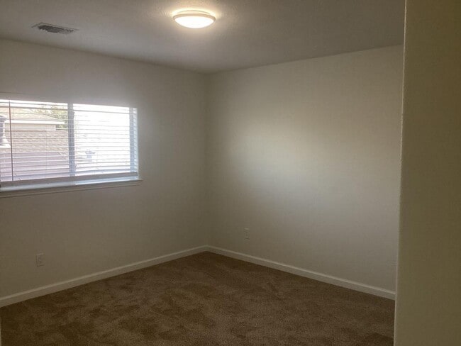 Building Photo - 9023 Grand Villa Ln