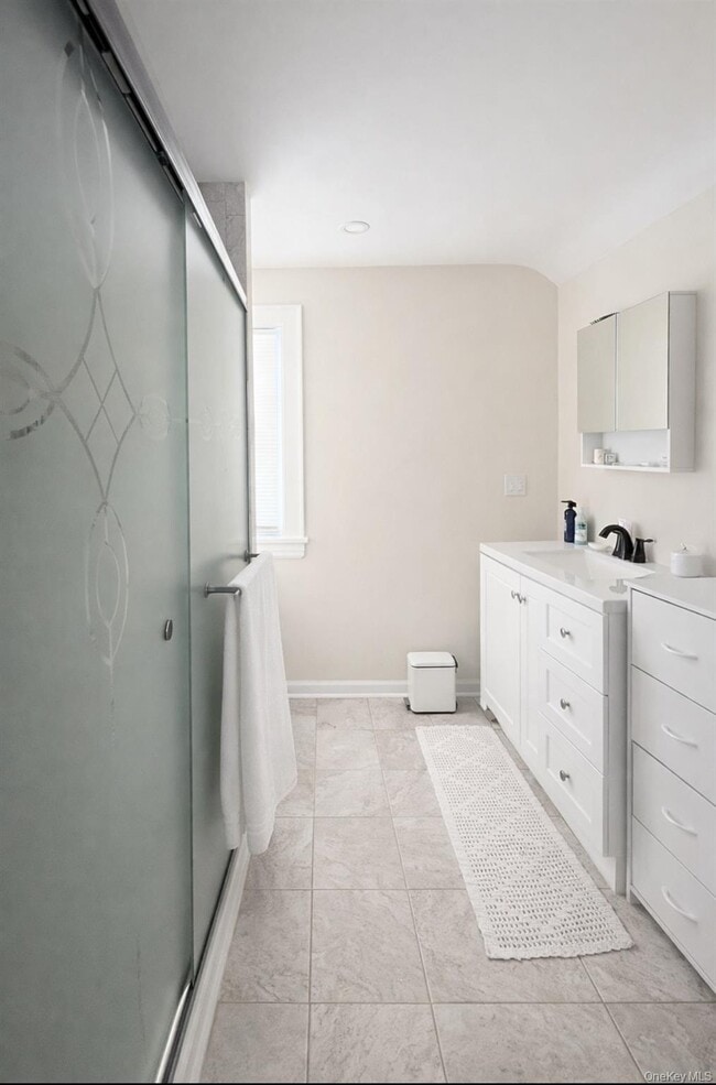 Building Photo - 130 Clinton Ave