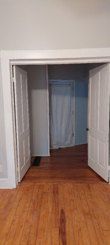 Building Photo - 270 Archer St