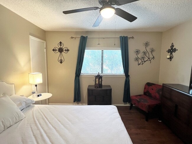 Building Photo - 7543 Prairie Lace