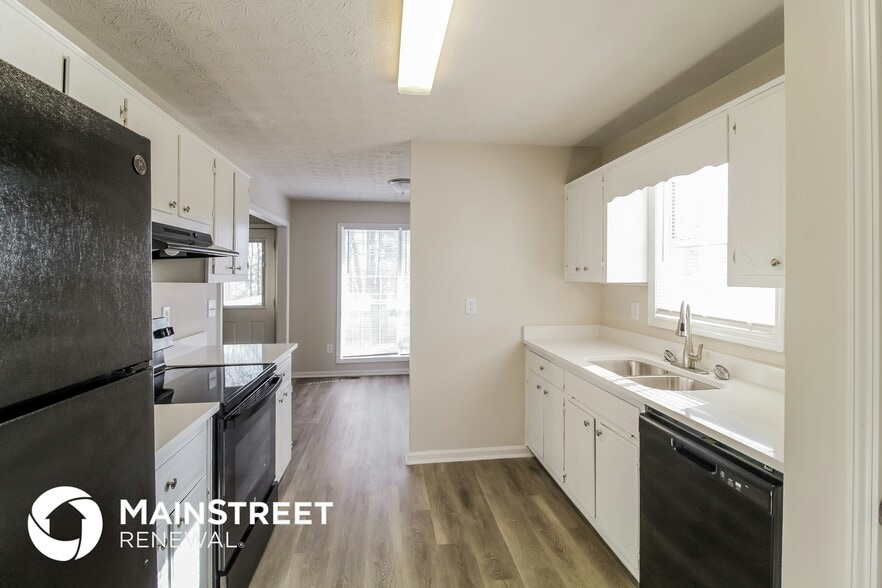 Building Photo - 830 Josh Ln