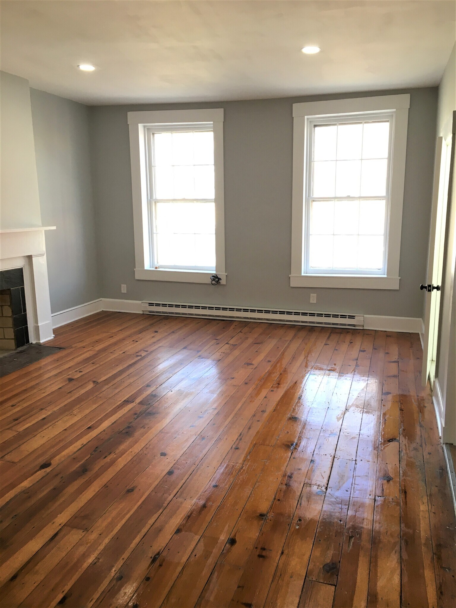 Building Photo - 25 W Boscawen St