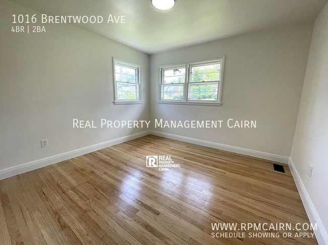 Building Photo - 1016 Brentwood Ave