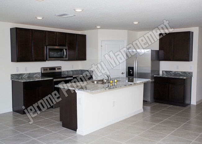 Building Photo - 37191 Sharks Eye Ln