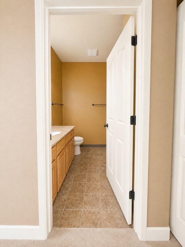 Building Photo - 6800 N Spurwing Loop