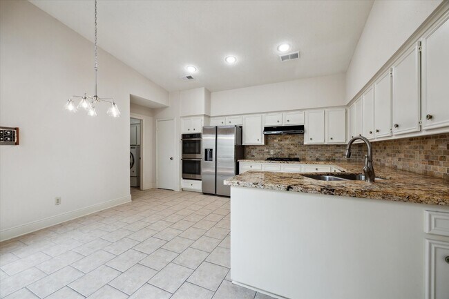 Building Photo - 1808 S Gessner Rd
