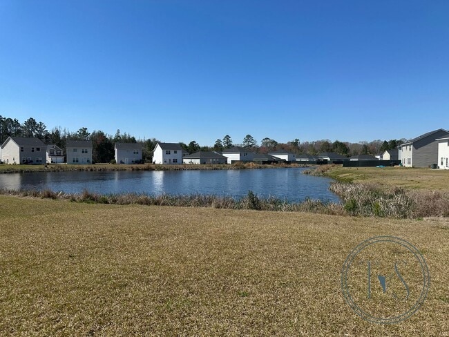 Building Photo - SPRING MOVE-IN SPECIAL: $1000 OFF 1ST MONT...