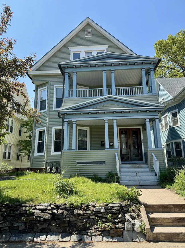 Primary Photo - 40 Pendleton St
