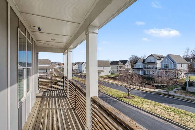 Building Photo - 766 Cottage Park Dr