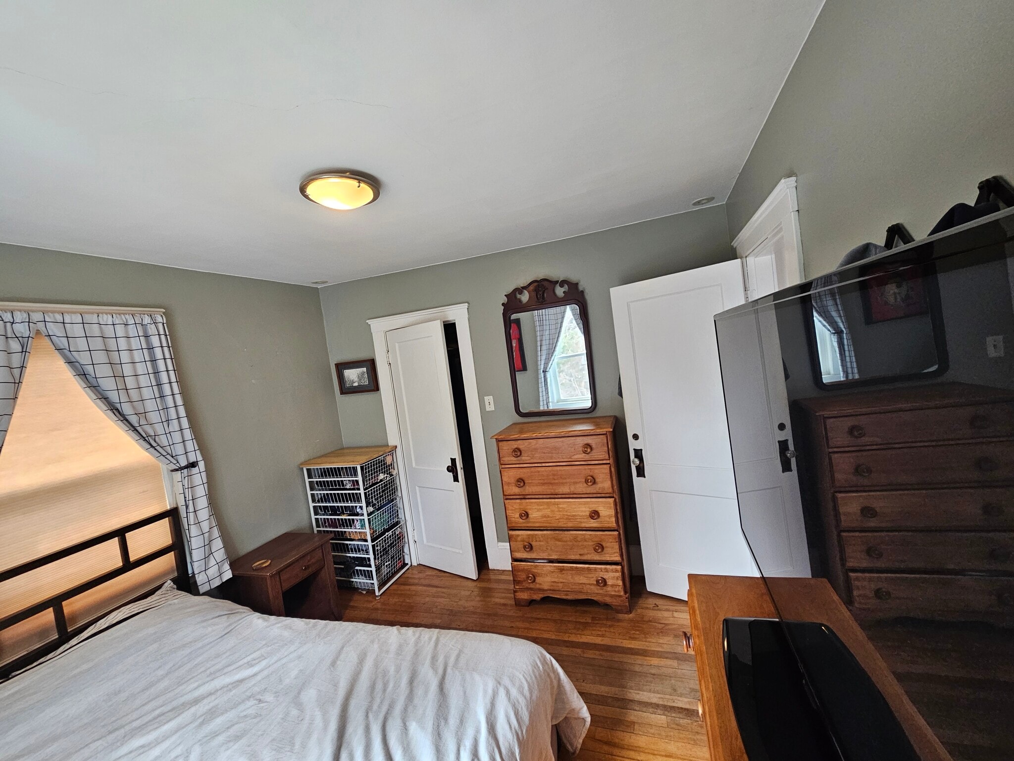 primary bedroom - 151 Walsh St