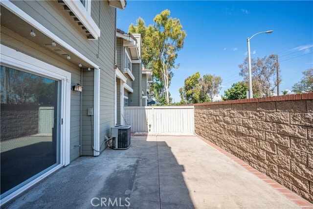 Building Photo - 2285 Boxwood Pl