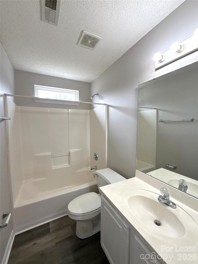 Building Photo - 1511 Hudson Graham Ln