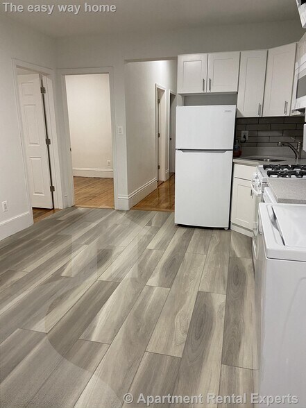 Building Photo - 252 Windsor St