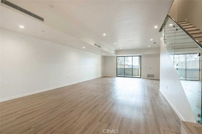 Building Photo - 7341 Valmont St