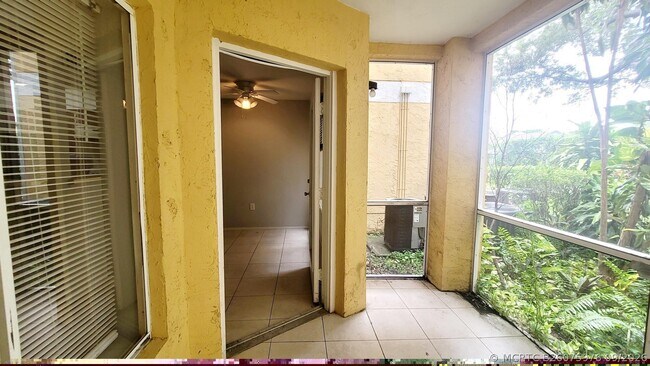 Building Photo - 2667 NW 33rd St