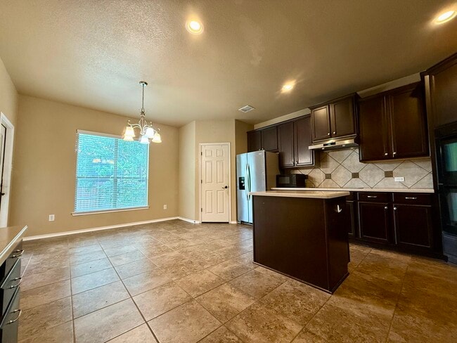 Building Photo - 8018 Grissom Crest