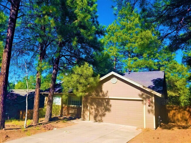 Building Photo - West-Flagstaff House (Aspen Trails)- 3 Bed, 2 Bath, 2 Car Garage Home -Students & Dogs OK! Avail....