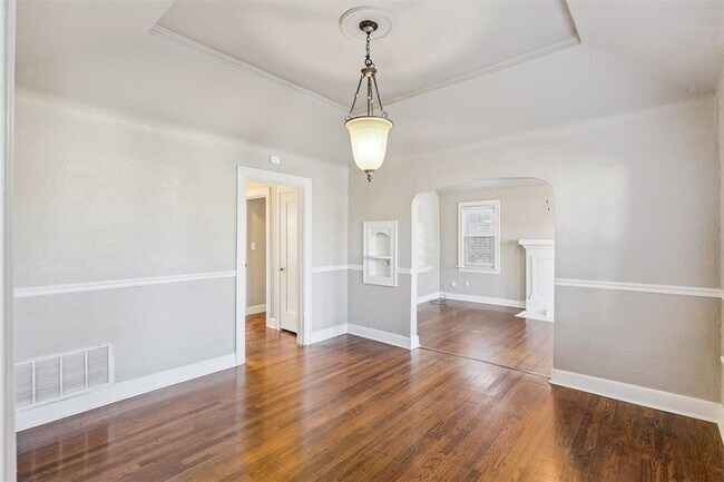 Building Photo - 1220 NW 43rd St