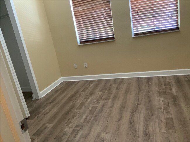 Building Photo - 15603 SW 41st St