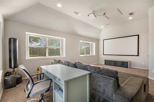 Building Photo - 5116 Prospect St