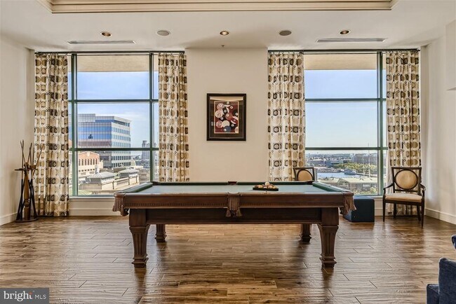 Building Photo - 414 Water St