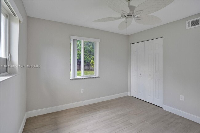 Building Photo - 3800 SW 58th Terrace