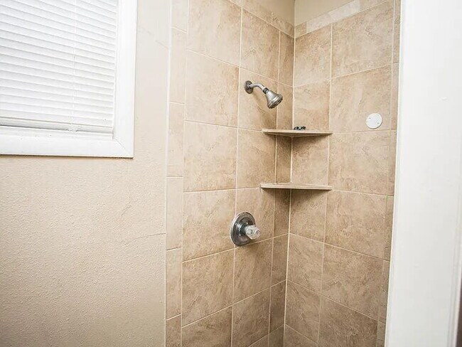 Building Photo - 4309 42nd St