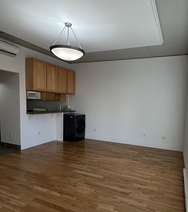 Interior Photo - Brookview Commons East - Great Downtown Living