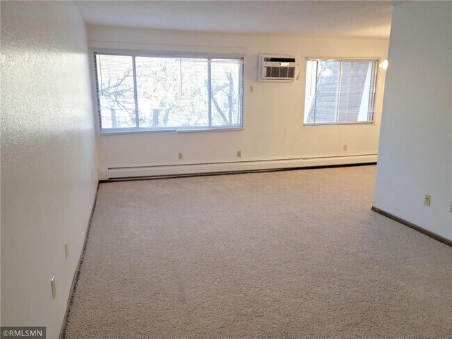 Building Photo - 539 S Wasson Ln