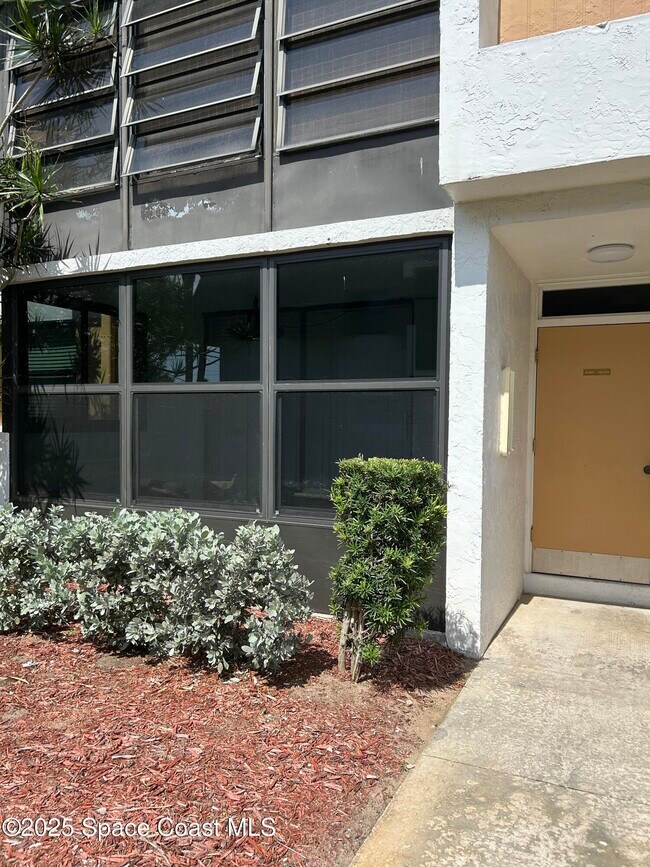 Building Photo - 2700 N Hwy A1A