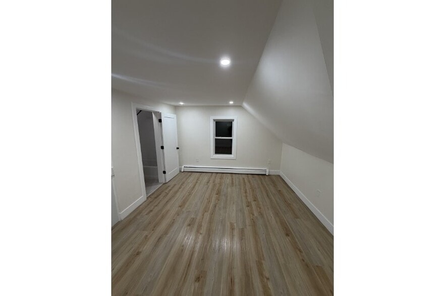 Building Photo - 805 Blue Hill Ave