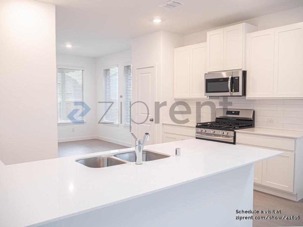 Building Photo - 1436 Lady Bird Rd