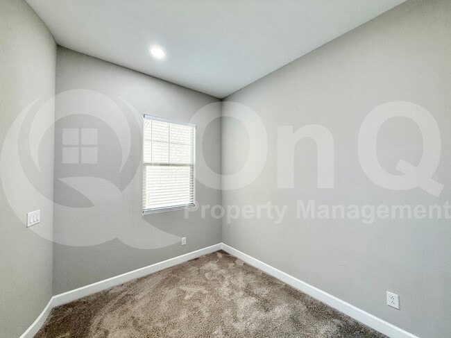 Building Photo - 44723 N 44th Ave