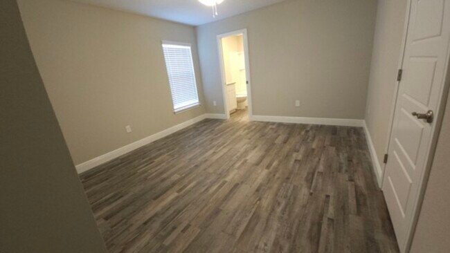 Building Photo - 4780 SW 95th Ln