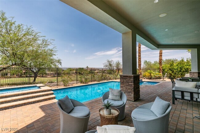 Building Photo - 483 Toucan Ridge Ct