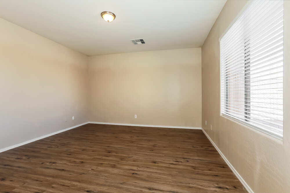 Building Photo - 125 N 22nd Pl