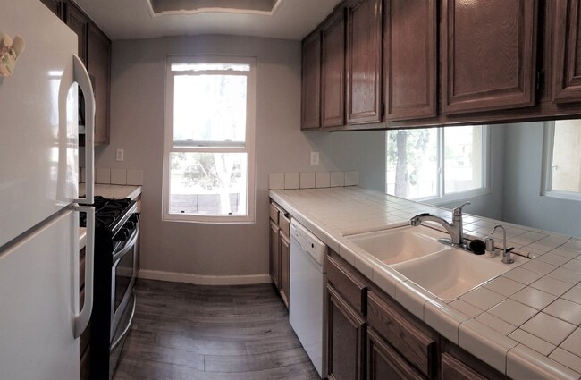 Building Photo - Spacious 3 bd/2ba 2 story Condo In San Marcos