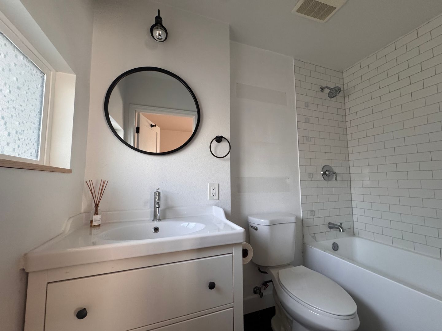 Building Photo - 3232 Verdugo Rd