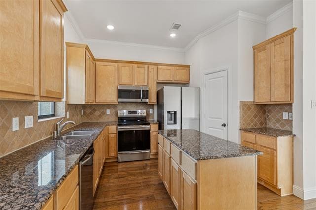 Building Photo - 3024 Carmel St